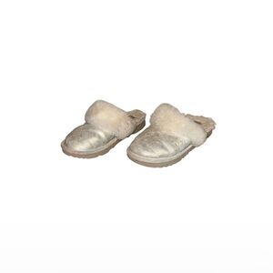 UGG Australia Gold Leather Shearling Slippers - Girl’s Size 4